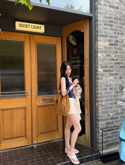 李彩领