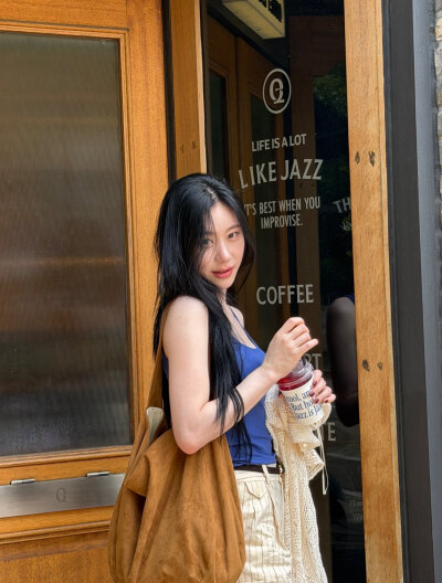李彩领