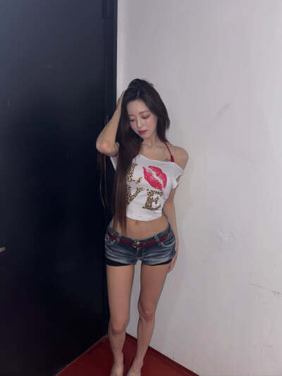 申有娜 yuna