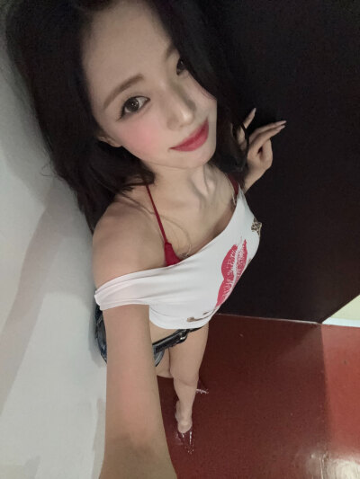 申有娜 yuna