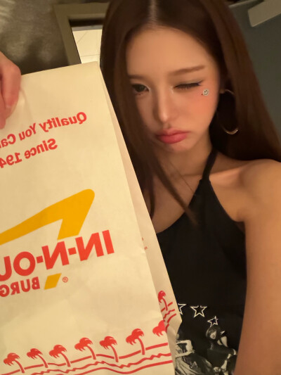 张元英 wonyoung