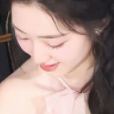 我还调了两组一样的，一组有点糊一组不太糊，我选不出来就一起发了，记得单收哦