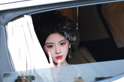 鞠婧祎