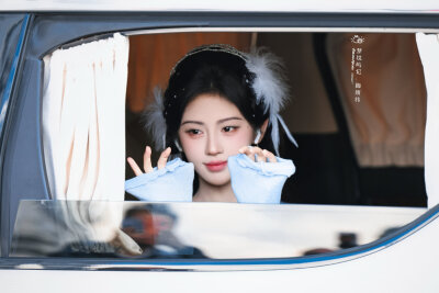 鞠婧祎