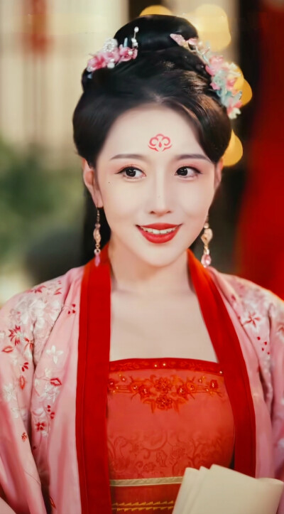 周洛伊