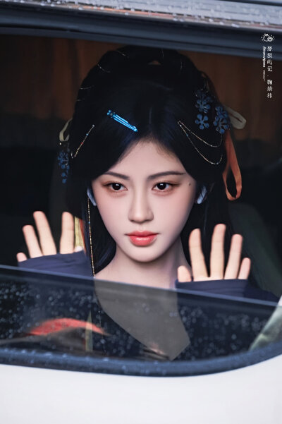 鞠婧祎