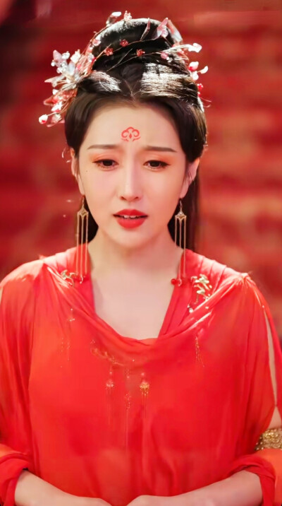 周洛伊