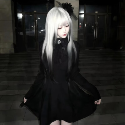 女头