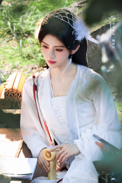 鞠婧祎