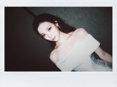 罗潾 narin