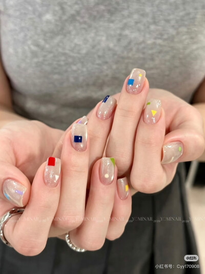 nails
