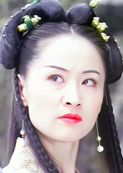 于莉/邀月