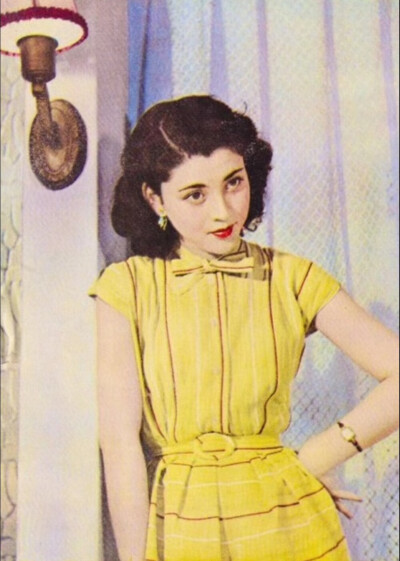 冈田茉莉子