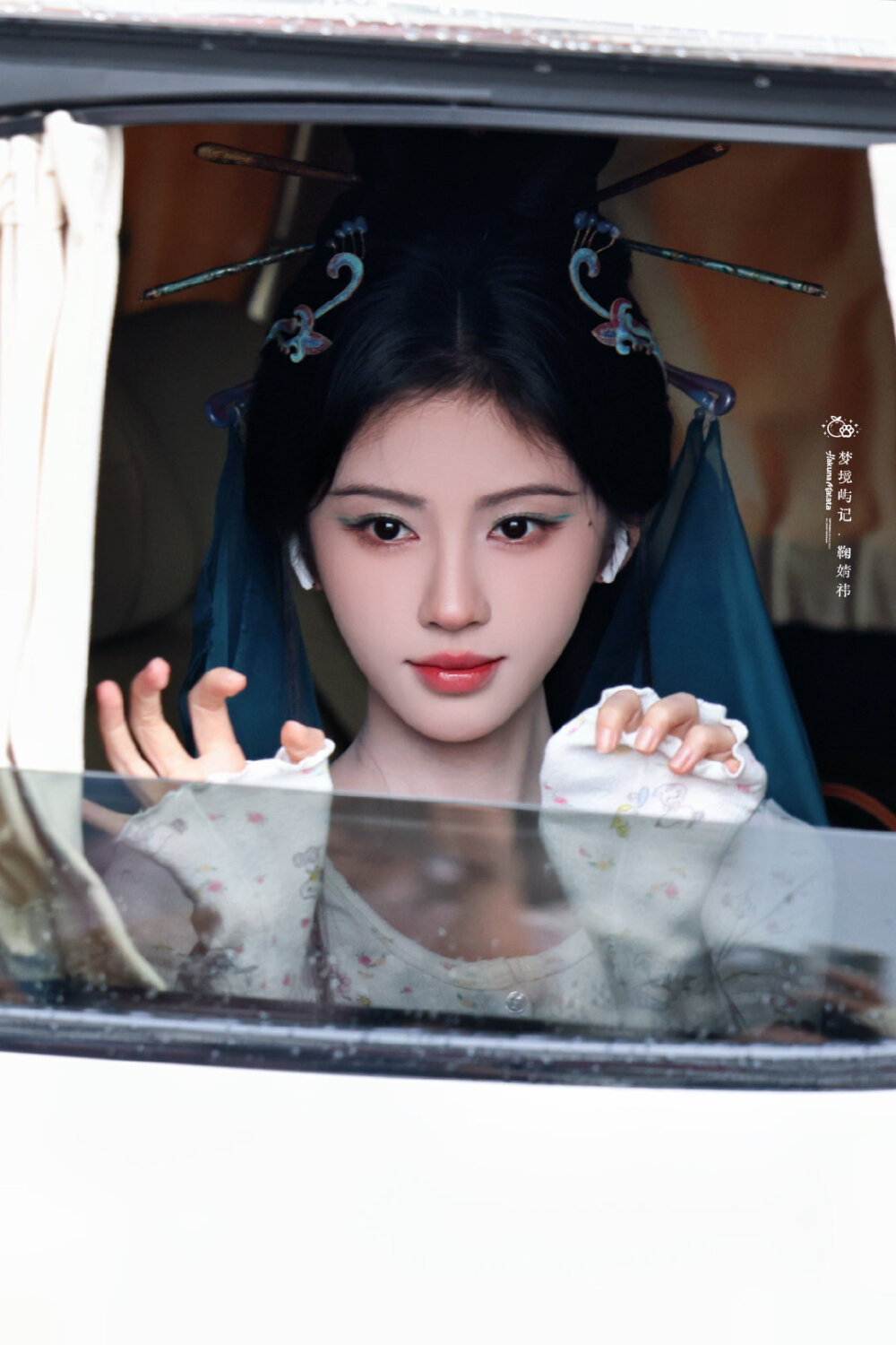 鞠婧祎