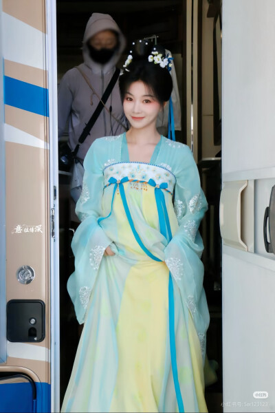 。