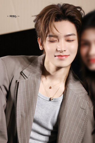 侯明昊