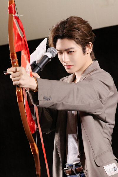 侯明昊