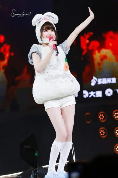 赵露思