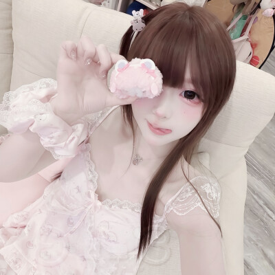 女头杂