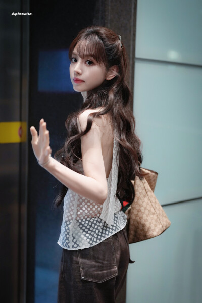 田曦薇
