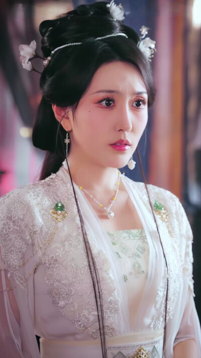 周洛伊