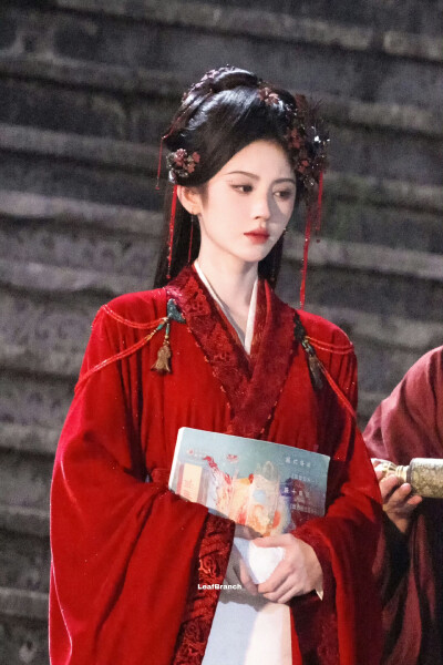鞠婧祎