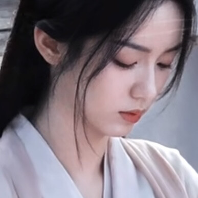 一枝先破玉溪春