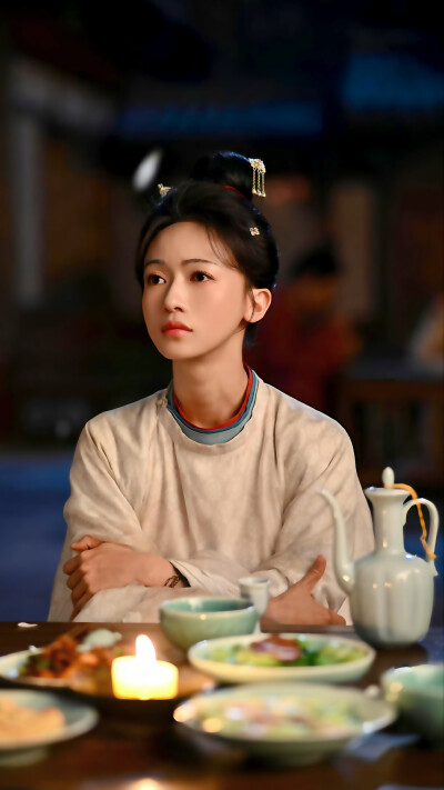 御廷谣