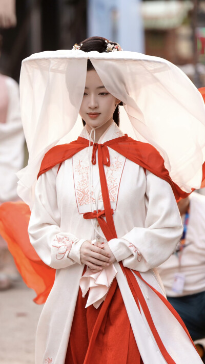 花开锦绣｜解庭芸｜邓恩熙