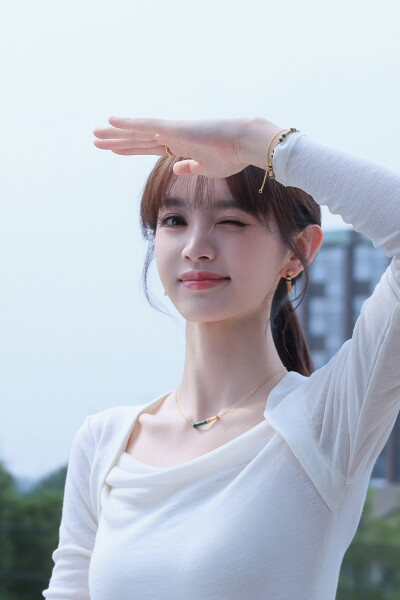 田曦薇