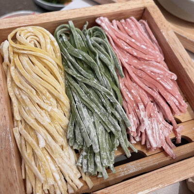 三色面