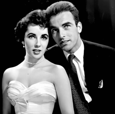 Elizabeth Taylor ​​​