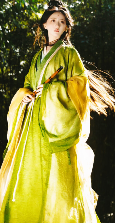 林秋奈
