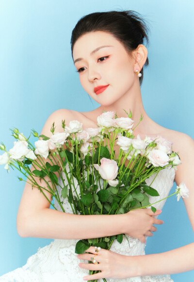 梁洁
