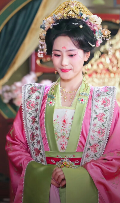 李静一