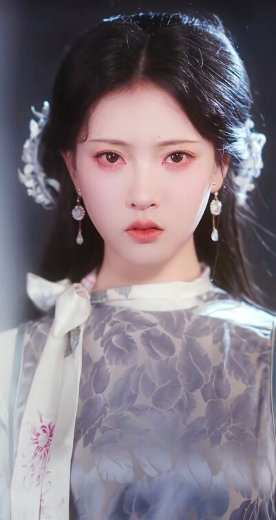 林秋奈