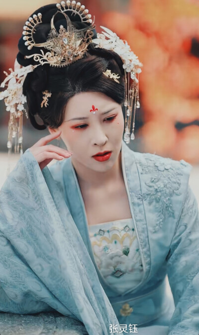 张灵钰
