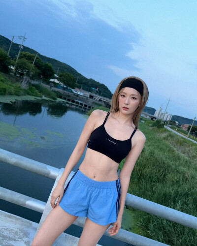 姜涩琪 seulgi
