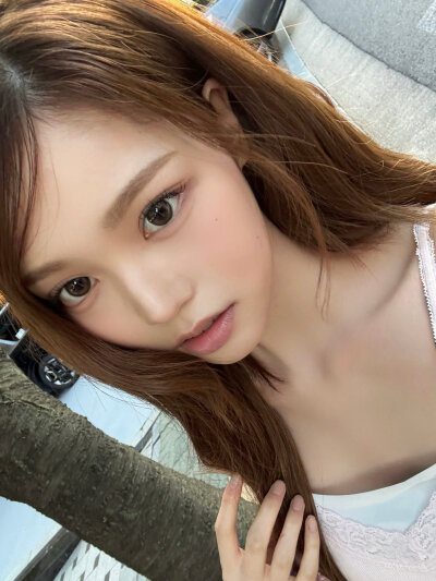 郑世菲 saebi