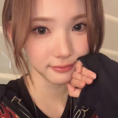 半夜发现女友是拉拉含泪脱下男装和她百合