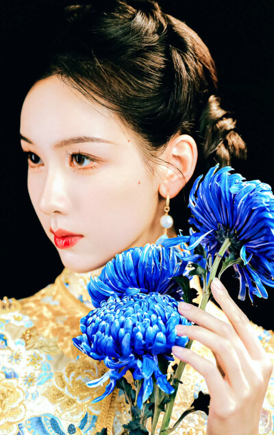 陈都灵
