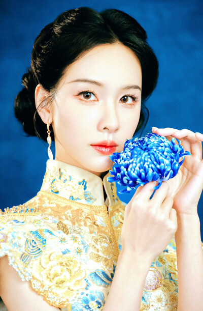 陈都灵