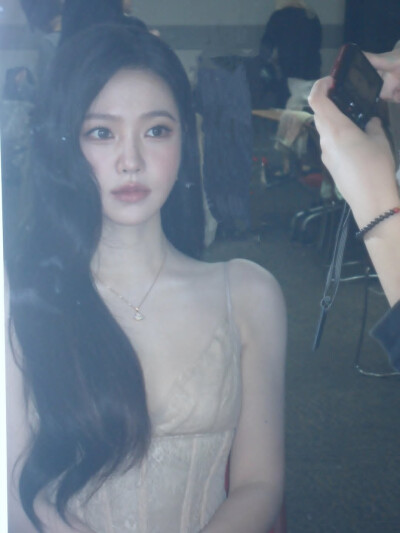 金艺琳 yeri
