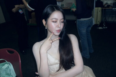 金艺琳 yeri