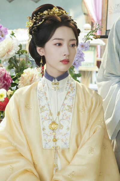 花开锦绣 邓恩熙∣傅庭芸