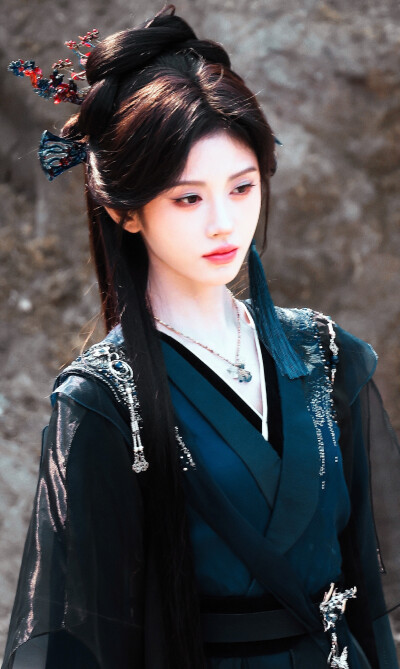 鞠婧祎
