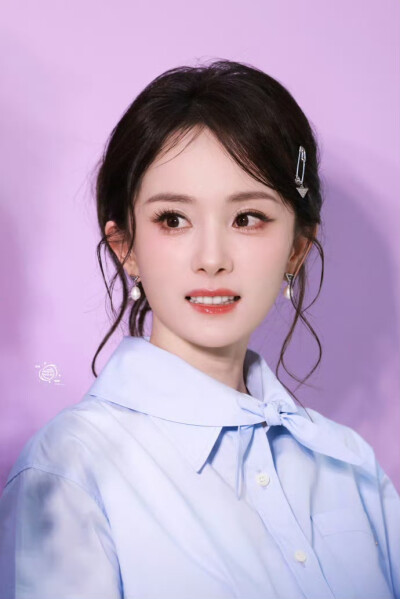 杨幂/Prada香氛代言人