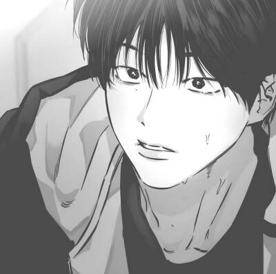 漫画：Stage Behind
作者：김건수
动漫男头Δ