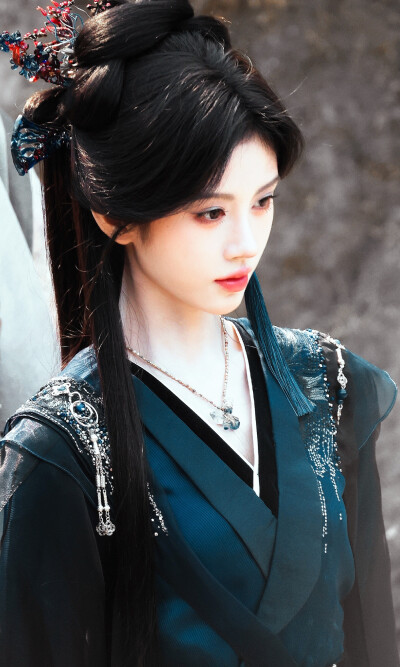 鞠婧祎