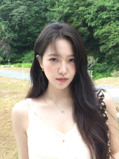 金艺琳 yeri